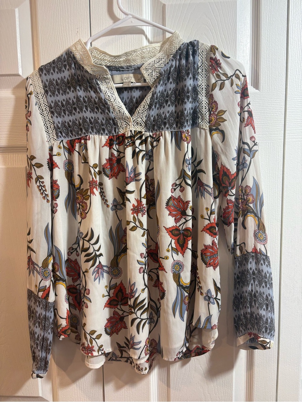 LOFT Petites Floral Boho Blouse MP Lace Trim Mixed Print Long Sleeve Top - Picture 2 of 5